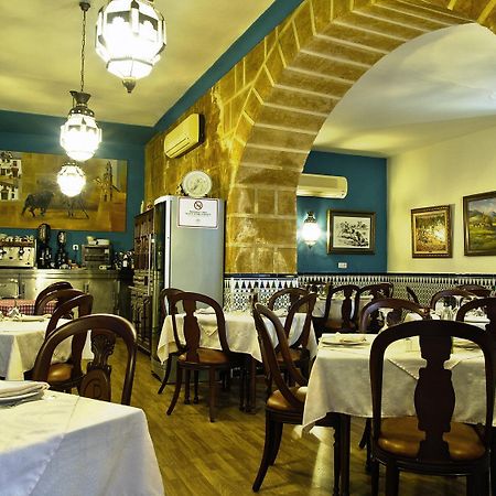 Hostal El Caballo Blanco オスナ エクステリア 写真